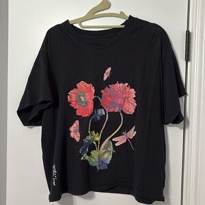 Levi’s cropped t shirt